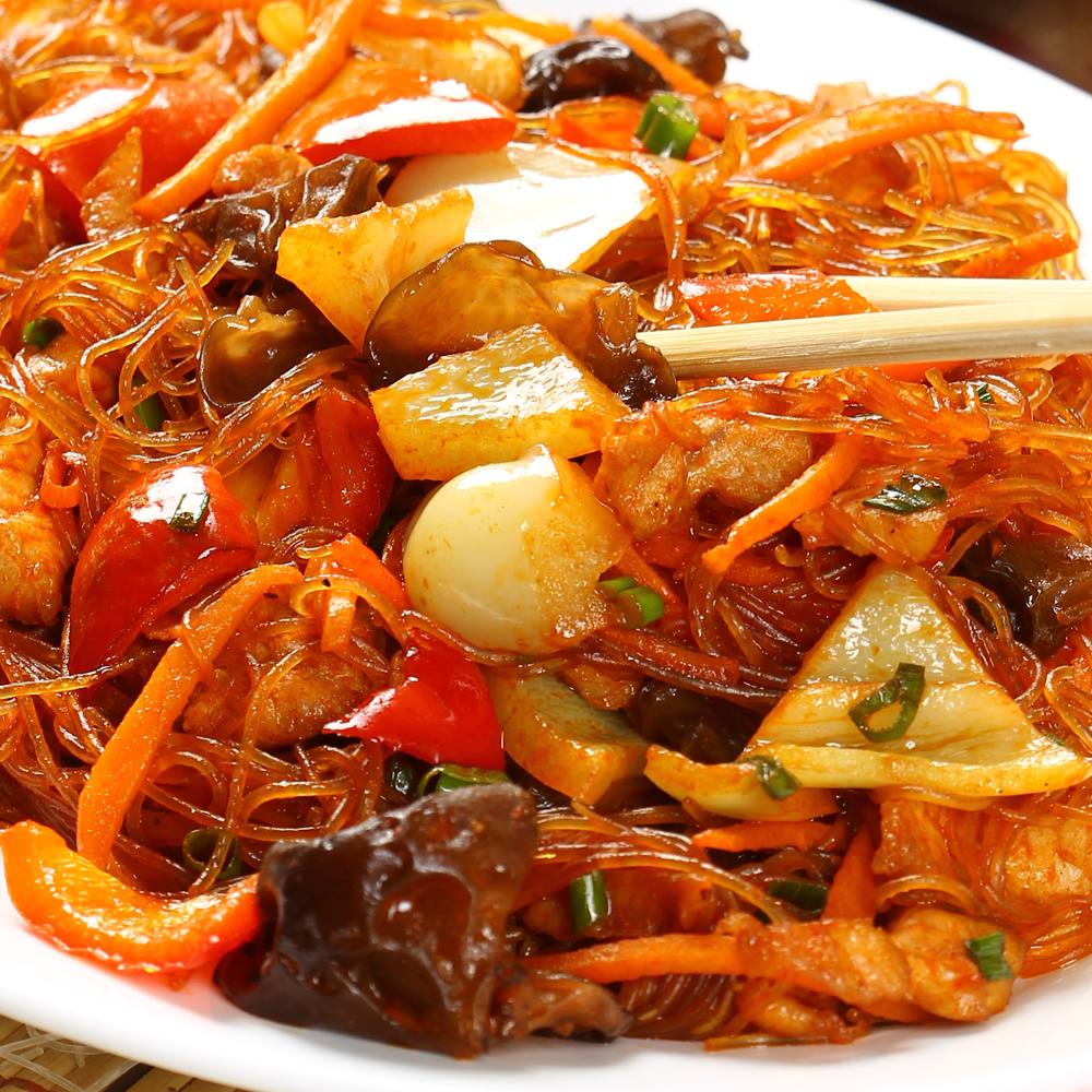 Furnici in copac cu vita